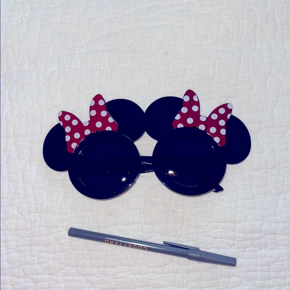 Mini Mouse Polka Dot Bow Sunglasses-NWT